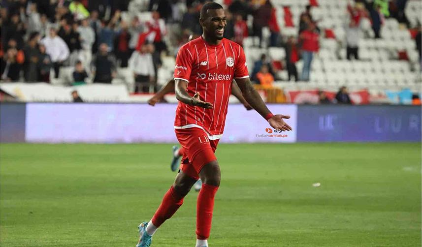 Trabzonspor'un gündemini meşgul ediyordu! Kulüp başkanından açıklama geldi 15