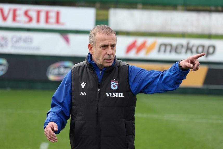 Trabzonspor'da Visca’nın sakatlığı planları bozdu! İşte alınan transfer kararı 5