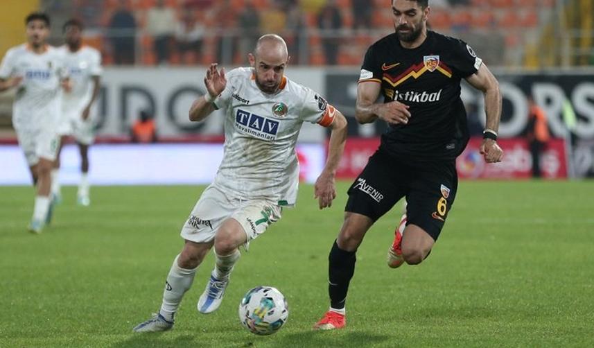 Trabzonspor'da yeniden Efecan Karaca atağı 11