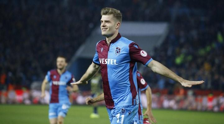 Trabzonspor'un eski yıldızı Süper Lig'e dönüyor! Peşini bırakmıyorlar 9