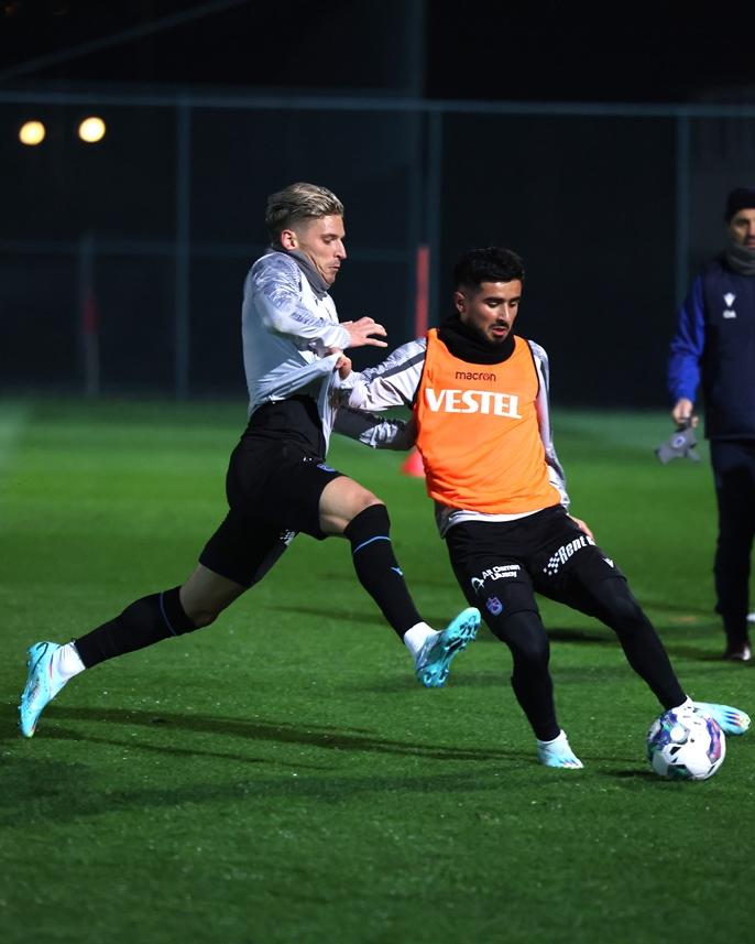 Trabzonspor Giresunspor maçı hazırlıklarını sürdürüyor 26