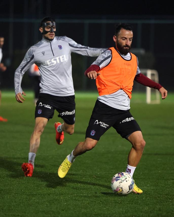 Trabzonspor Giresunspor maçı hazırlıklarını sürdürüyor 25