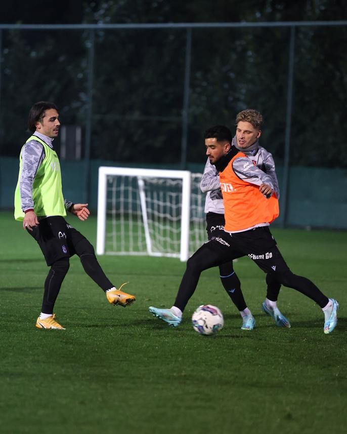Trabzonspor Giresunspor maçı hazırlıklarını sürdürüyor 24