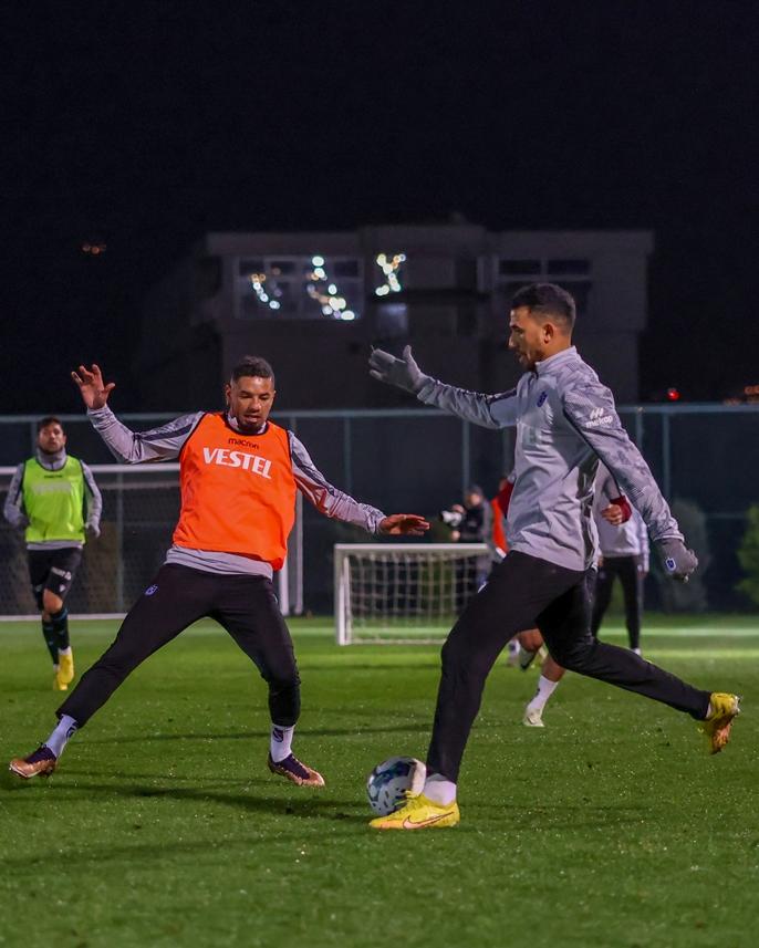 Trabzonspor Giresunspor maçı hazırlıklarını sürdürüyor 16