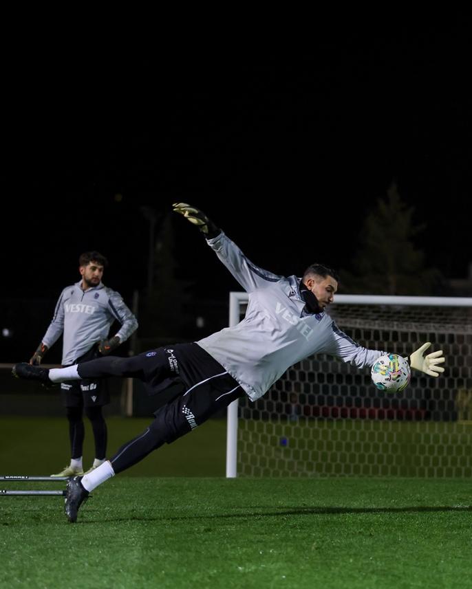 Trabzonspor Giresunspor maçı hazırlıklarını sürdürüyor 14