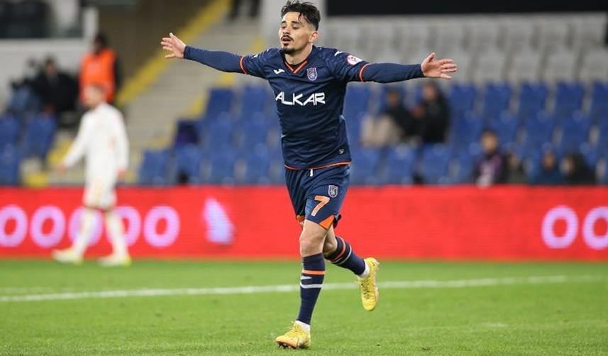 Trabzonspor'da ayrılıklar yolda! Visca yerine o isim mi geliyor? 15