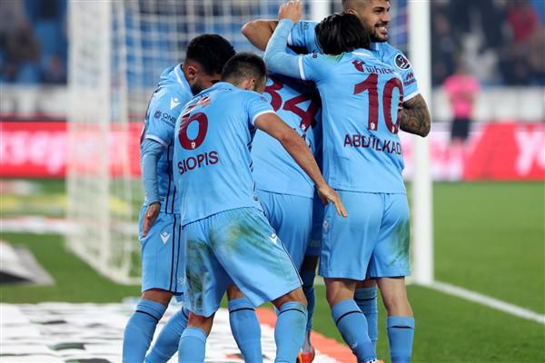 Canlı yayında flaş sözler! Trabzonspor yoğun bakıma girdi 9