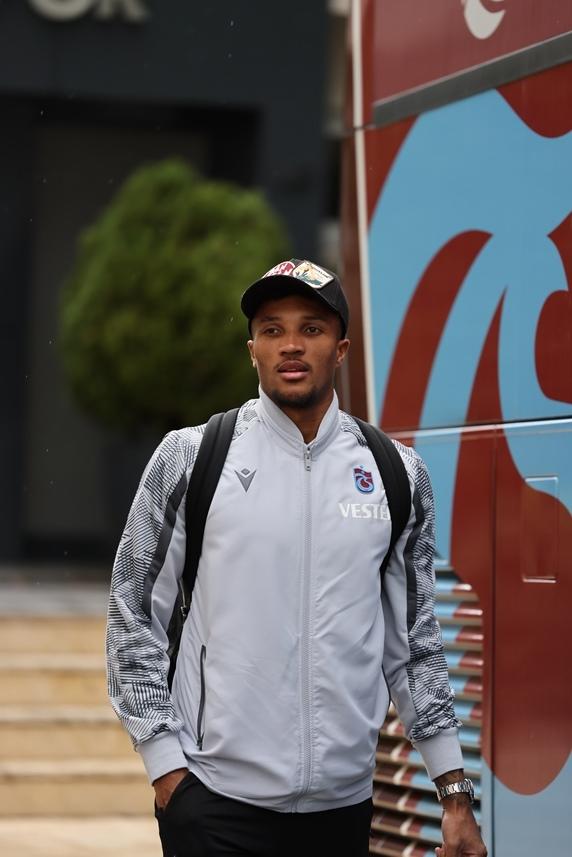 Trabzonspor Alanyaspor maçı için Antalya’ya gitti! 25