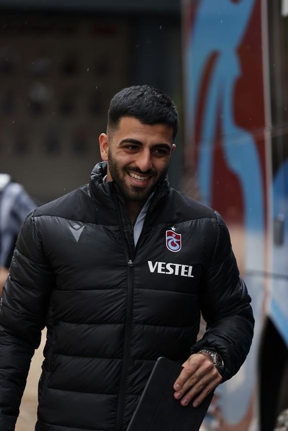 Trabzonspor Alanyaspor maçı için Antalya’ya gitti! 19