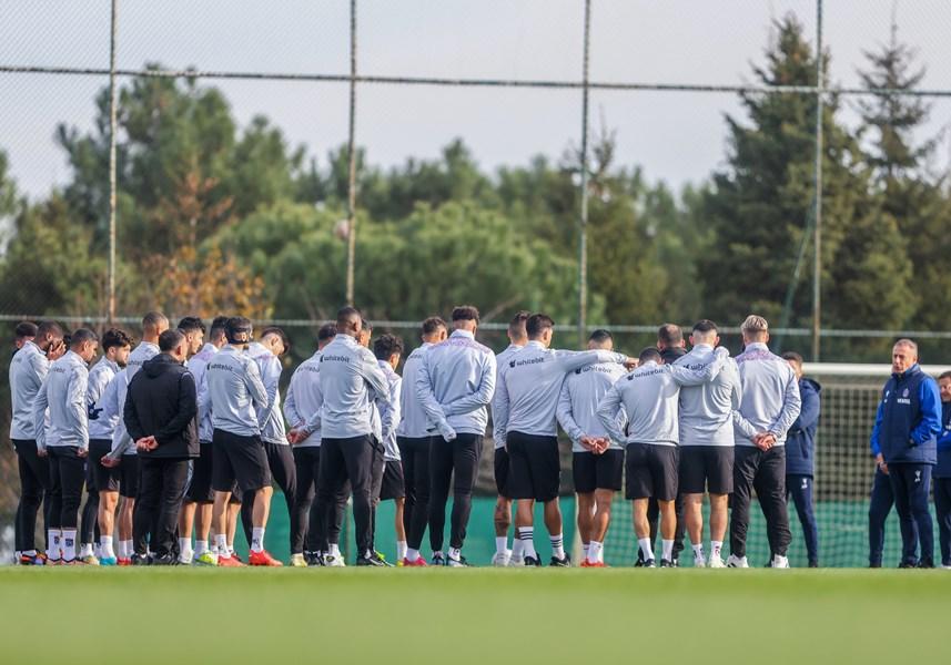 Trabzonspor, Spor Toto Süper Lig’in 18. Haftasında Alanyaspor ile karşılaşacak. İşte muhtemel  11 3