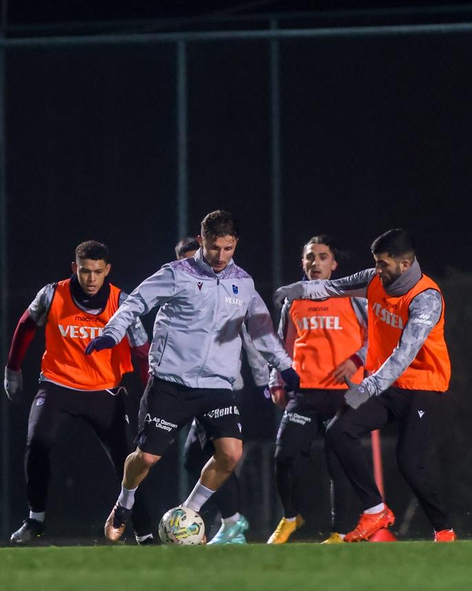 Trabzonspor Başakşehir maçı hazırlıklarını sürdürdü 21