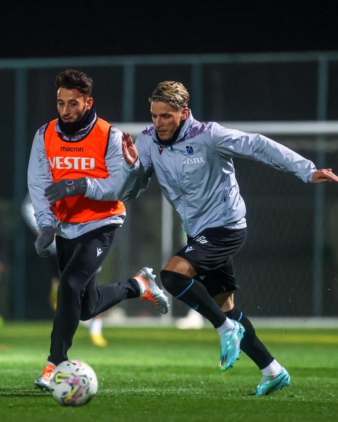 Trabzonspor Başakşehir maçı hazırlıklarını sürdürdü 18