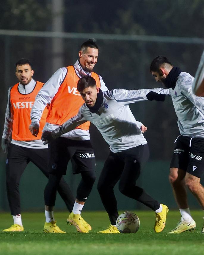Trabzonspor Başakşehir maçı hazırlıklarını sürdürdü 16