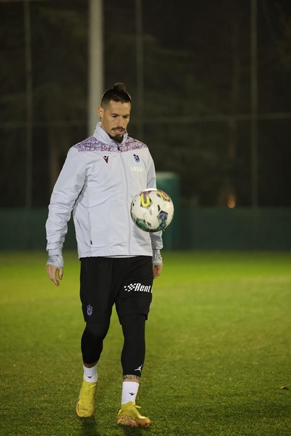 Trabzonspor Başakşehir maçı hazırlıklarını sürdürdü 35