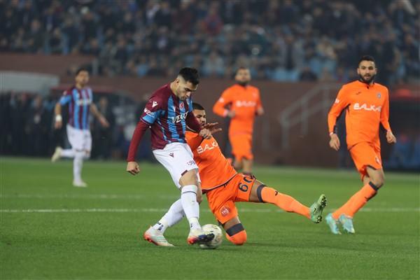 Trabzonspor’un eski hocasından flaş yorum “Abdullah hocanın aşmak istediği en önemli sorun…” 11