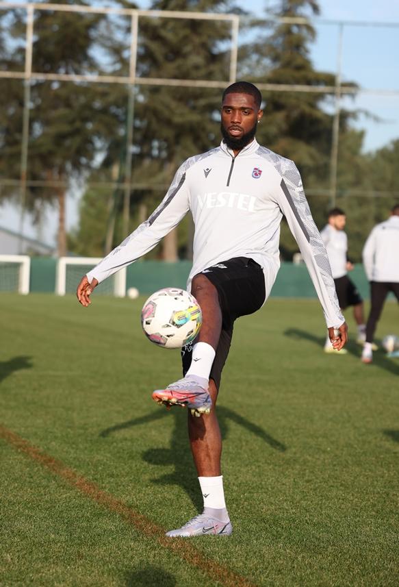 Trabzonspor 20. haftada karşılaşacağı İstanbulspor maçına hazır. 21 Ocak 2023 40