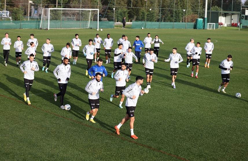Trabzonspor 20. haftada karşılaşacağı İstanbulspor maçına hazır. 21 Ocak 2023 35