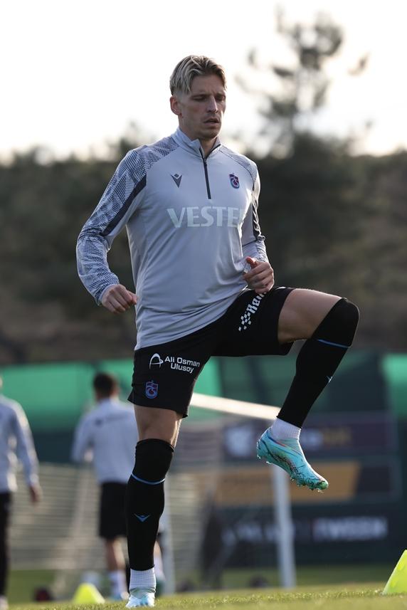 Trabzonspor 20. haftada karşılaşacağı İstanbulspor maçına hazır. 21 Ocak 2023 34