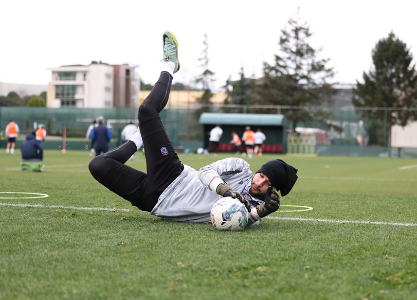 Trabzonspor'da Antalyaspor maçı hazırlıkları bu günlük tamam! Yarın devam edecekler 13