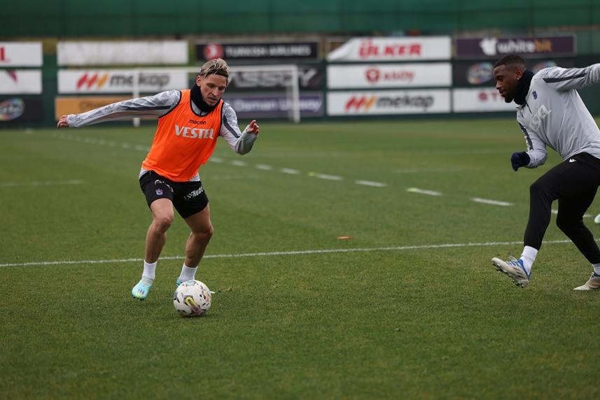 Trabzonspor'da Antalyaspor maçı hazırlıkları bu günlük tamam! Yarın devam edecekler 12