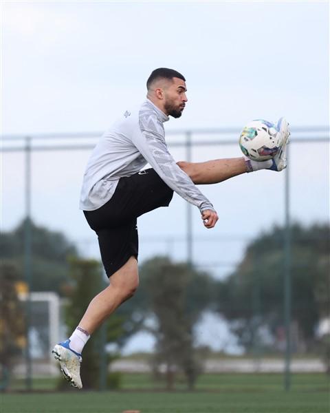 Trabzonspor’un Antalyaspor maçı hazırlıkları tamamlandı 26