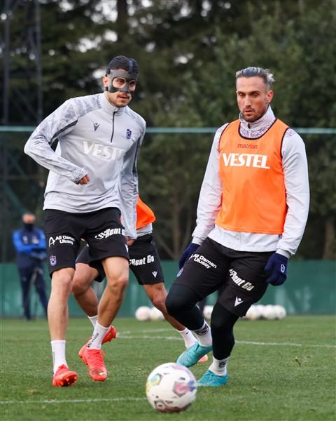 Trabzonspor’un Antalyaspor maçı hazırlıkları tamamlandı 24