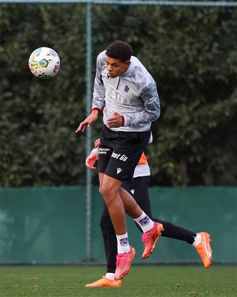 Trabzonspor’un Antalyaspor maçı hazırlıkları tamamlandı 25