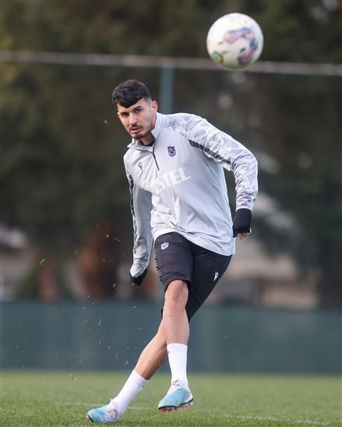 Trabzonspor’un Antalyaspor maçı hazırlıkları tamamlandı 15