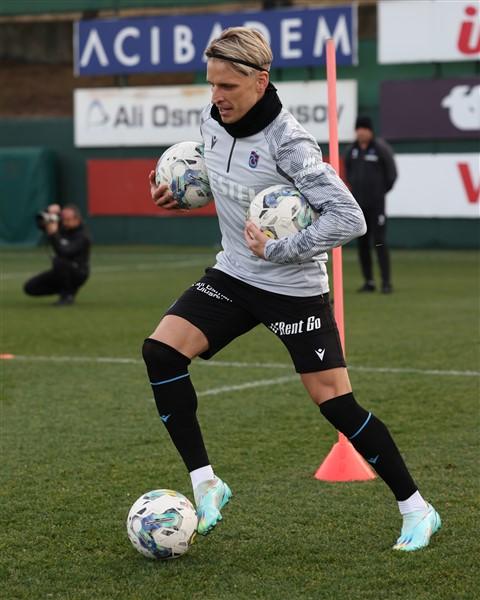 Trabzonspor’un Antalyaspor maçı hazırlıkları tamamlandı 8