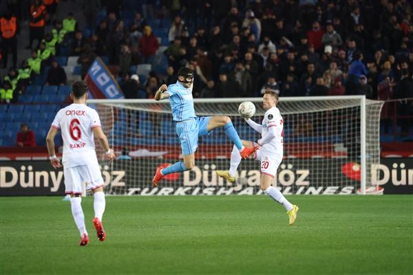 Trabzonspor’un galibiyeti sonrası flaş yorum “İnsanın aklına gelen ilk soru… 8