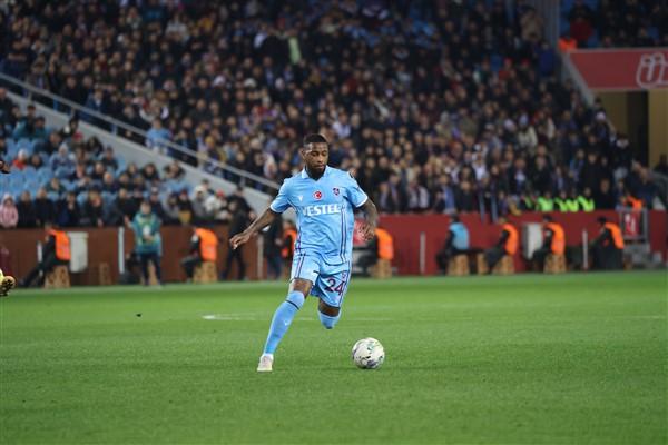 Trabzonspor’un galibiyeti sonrası flaş yorum “İnsanın aklına gelen ilk soru… 2