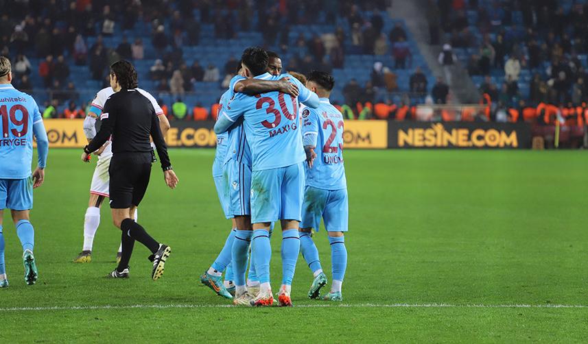 Trabzonspor’un Antalyaspor galibiyeti sonrası flaş değerlendirme! “Galatasaray bu Trabzonspor’u yenemez” 2