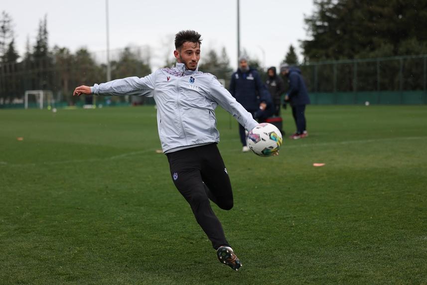 Trabzonspor hazırlıklara başladı! 23. haftada rakip Galatasaray - 02 Şubat 2023 26