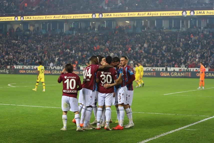 Trabzonspor, UEFA listesini yeniledi 8