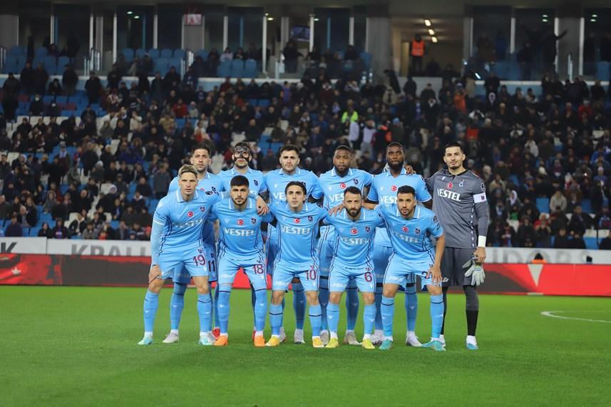 Trabzonspor, UEFA listesini yeniledi 4