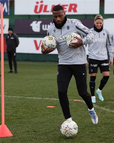 Trabzonspor'da hedef galibiyet! İşte Abdullah Avcı'nın derbi planı 7