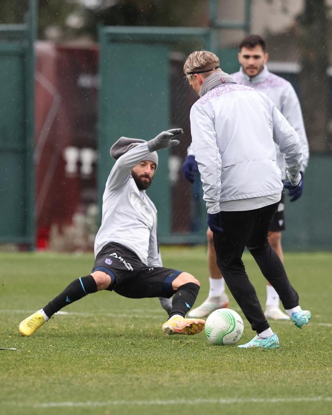 Trabzonspor Basel maçı hazırlıklarını sürüyor 17