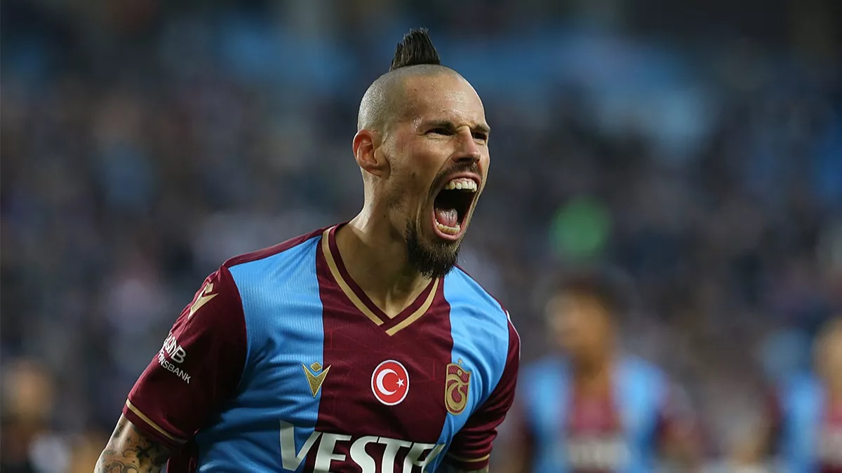 Trabzonspor’da büyük operasyon! İşte o liste 6