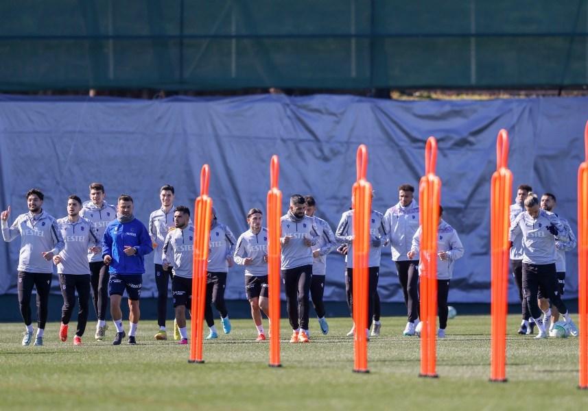 Trabzonspor'a transferde iyi haber! Galatasaray... 1