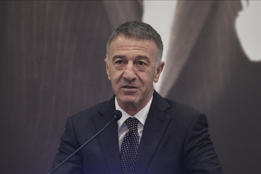 Trabzonspor'da hareketli günler! Yönetim acil kod ile toplandı takım ise... 7