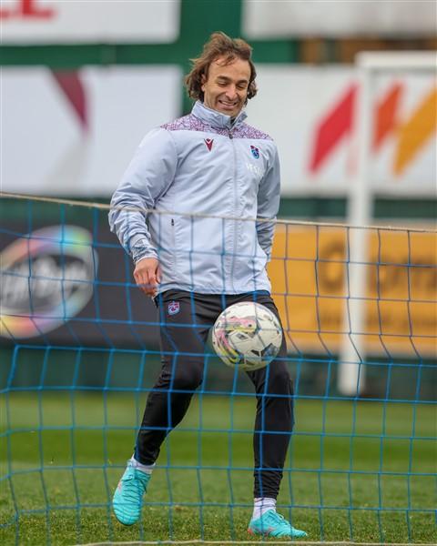 Trabzonspor’da Ümraniyespor maçı hazırlıkları devam ediyor 12