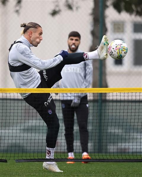 Trabzonspor’da Ümraniyespor maçı hazırlıkları devam ediyor 7