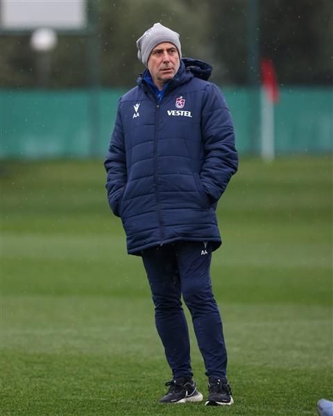 Trabzonspor’da Ümraniyespor maçı hazırlıkları devam ediyor 3