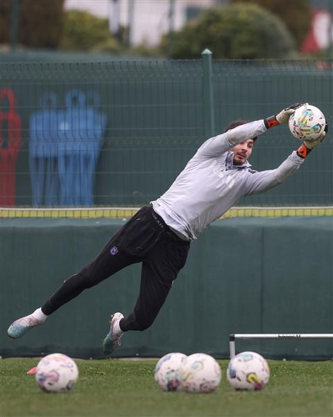 Trabzonspor’un muhtemel Ümraniyespor 11’i Yıldız isim aylar sonra... 8