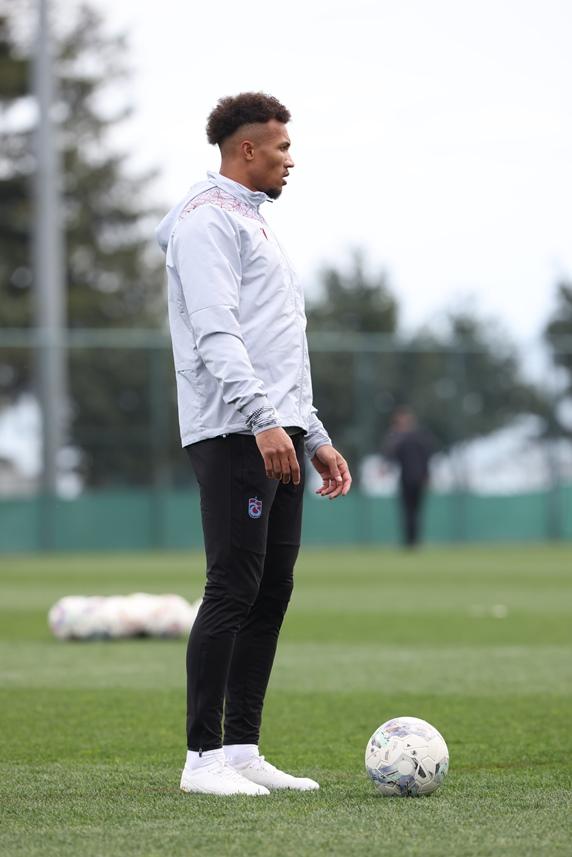 Trabzonspor Süper Lig'in 25. haftasında Adana Demirspor maçı hazırlıklarına başladı 41