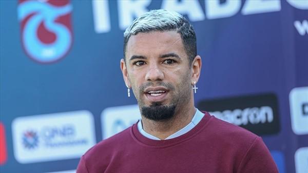 Trabzonspor’da ihtar krizi çözüldü! 3 oyuncu ile anlaşma sağlandı 3