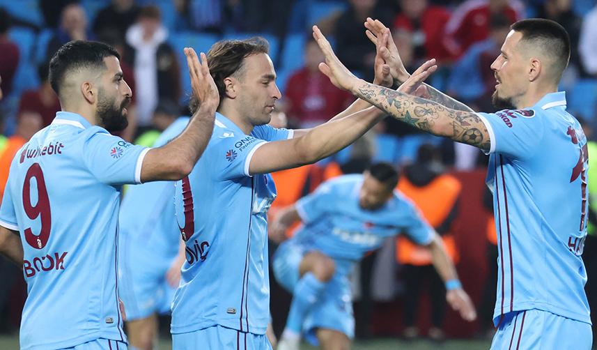 Trabzonspor – Adana Demirspor maçını böyle değerlendirdi: Başkansız ve hocasız bir takım… 2