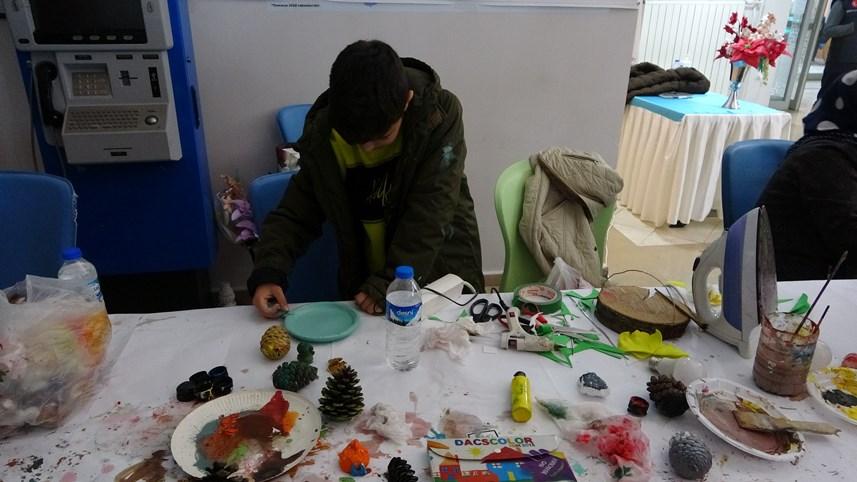 Trabzon'da depremzede çocuklara depremi unutturmaya çalışıyorlar 5