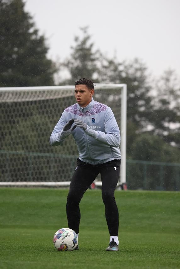 Trabzonspor 27.hafta oynayacağı  Kayserispor hazırlıklarını sürdürüyor 31