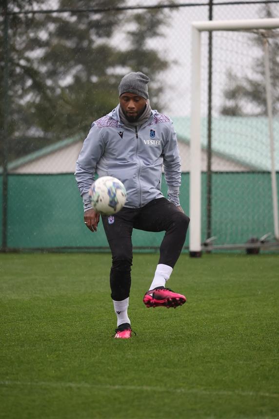 Trabzonspor 27.hafta oynayacağı  Kayserispor hazırlıklarını sürdürüyor 16